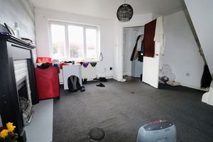 Lounge/ Diner- click for photo gallery